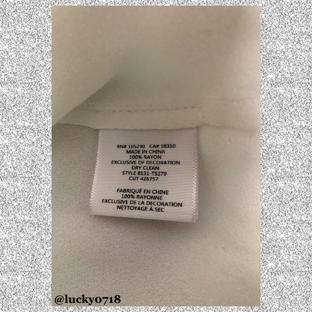 Joie White Annis Pintuck Back Keyhole Top Sz S - Picture 8 of 8